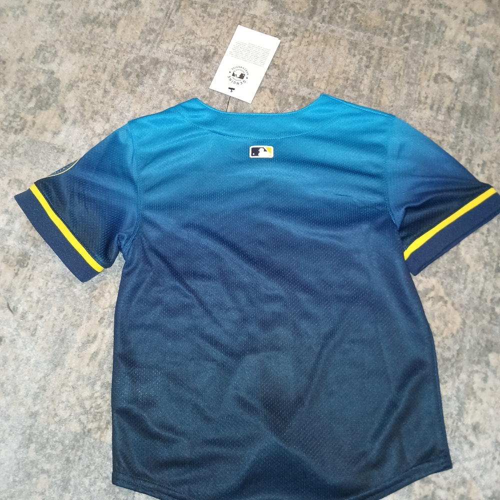 New "philly" Phillies jersey - Picture 4 of 4